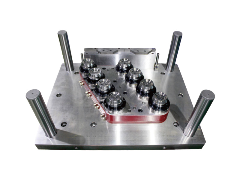 高速卷冲8模具，基础盖模