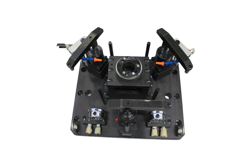 治具：飞轮盘夹具